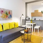 Homaris - Apartment Leyke Schillerkiez Neukoelln Airfield Tempelhof